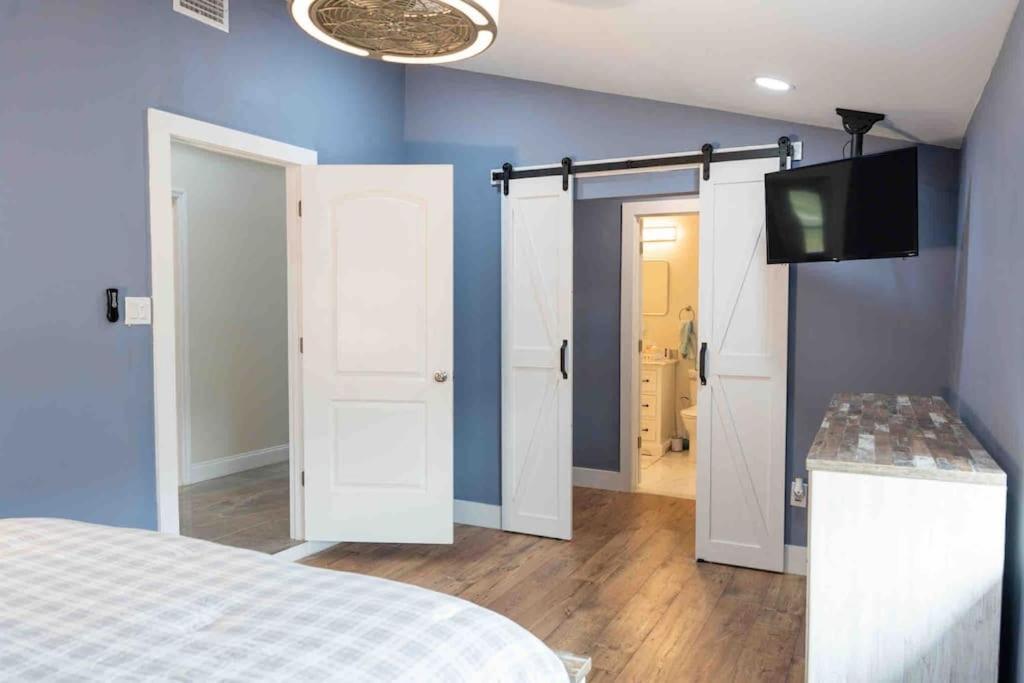 Tampa Bay Oasis Apartment Tarpon Springs Exterior photo